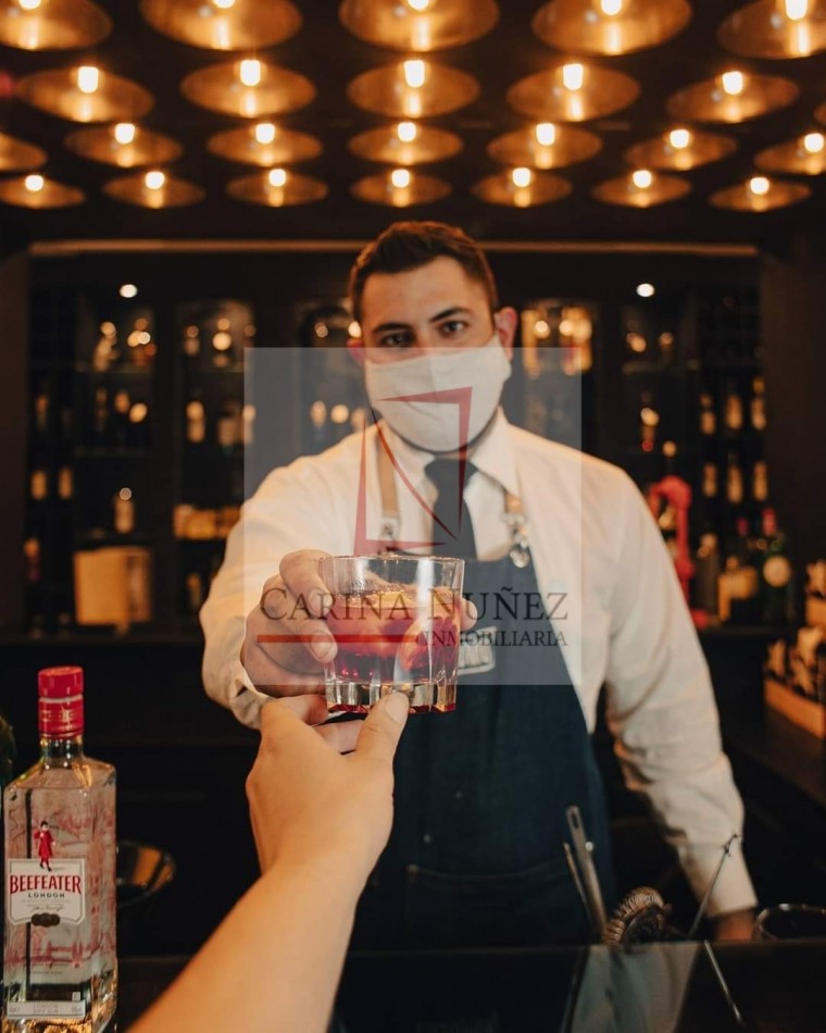 LAVNIA WINE BAR