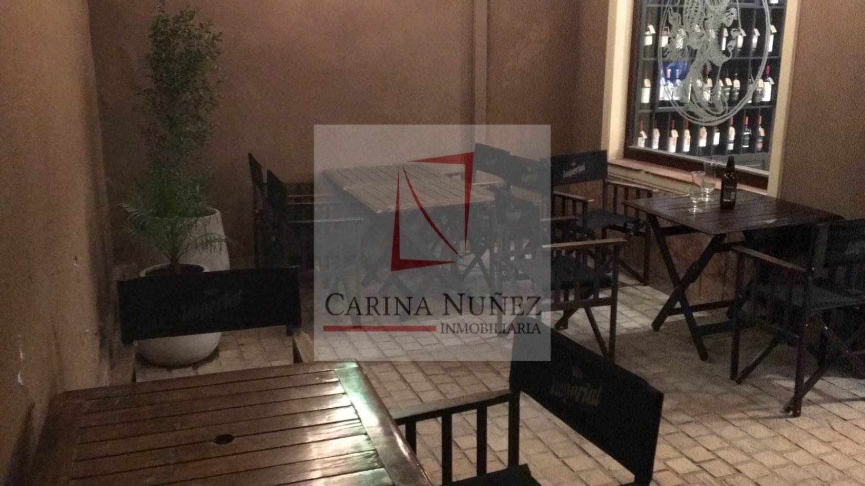 LAVNIA WINE BAR