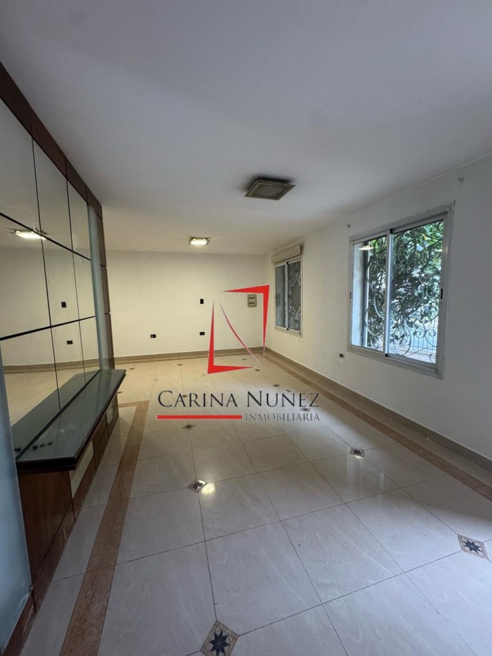 AV BICENTENARIO CASA 3 DORMI EXCELENTE