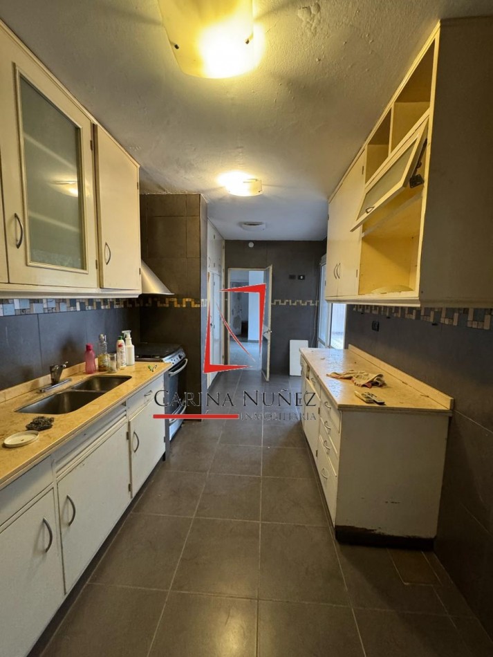 AV BICENTENARIO CASA 3 DORMI EXCELENTE