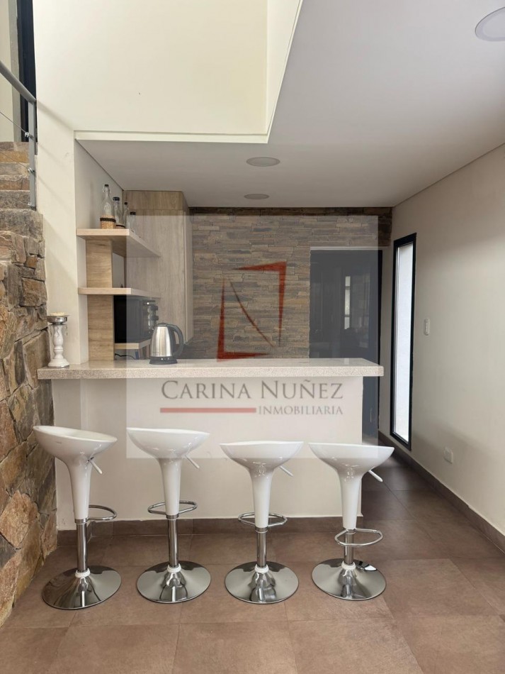 DUPLEX COMPLETAMENTE AMOBLADO 1 DORMI Z/UCASAL