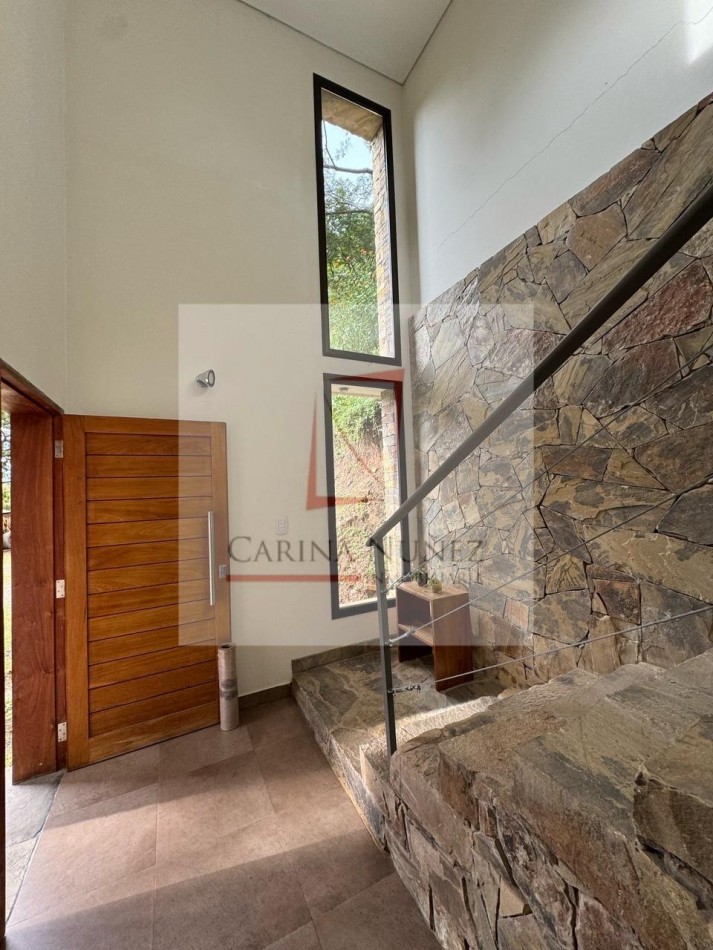 DUPLEX COMPLETAMENTE AMOBLADO 1 DORMI Z/UCASAL