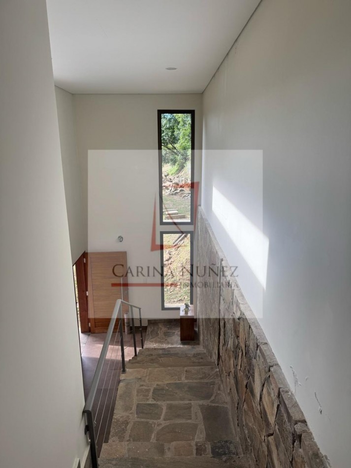 DUPLEX COMPLETAMENTE AMOBLADO 1 DORMI Z/UCASAL