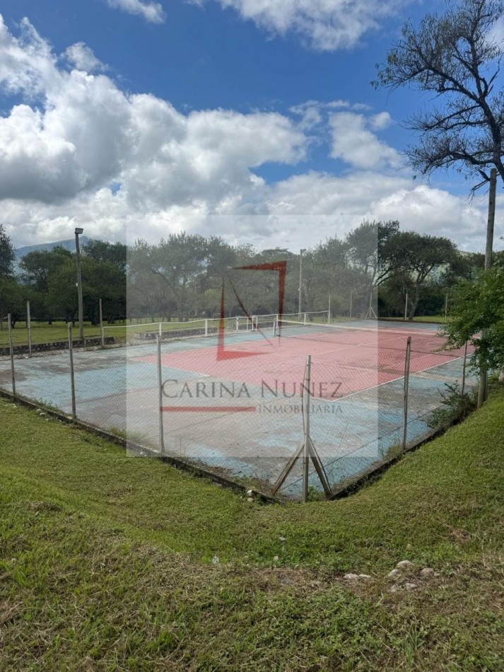 TERRENO EN BARRIO LAS VERTIENTES - VAQUEROS