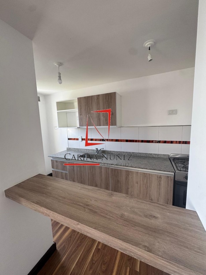 DEPARTAMENTO CENTRICO 2 DORM 2 BAÑOS COCHERA