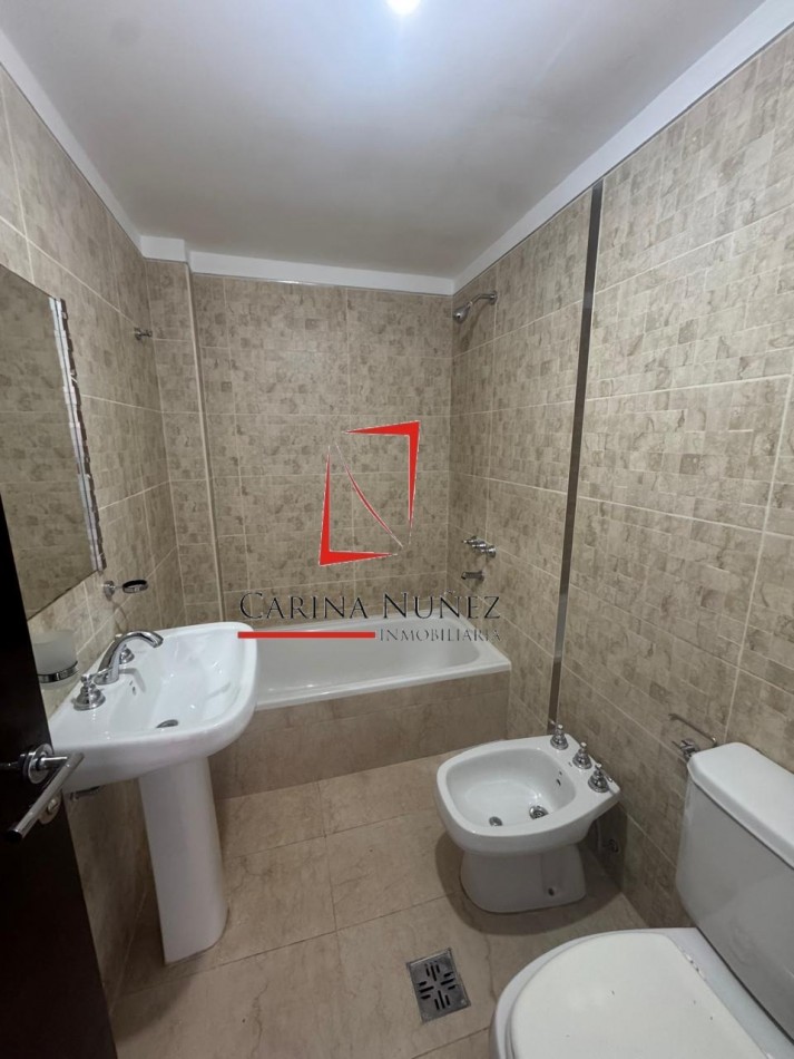 DEPARTAMENTO CENTRICO 2 DORM 2 BAÑOS COCHERA