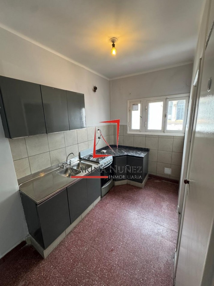 DEPARTAMENTO A UNA CUADRA PLAZA PPAL 3 DORM 2 BAÑOS DEPENDENCIA