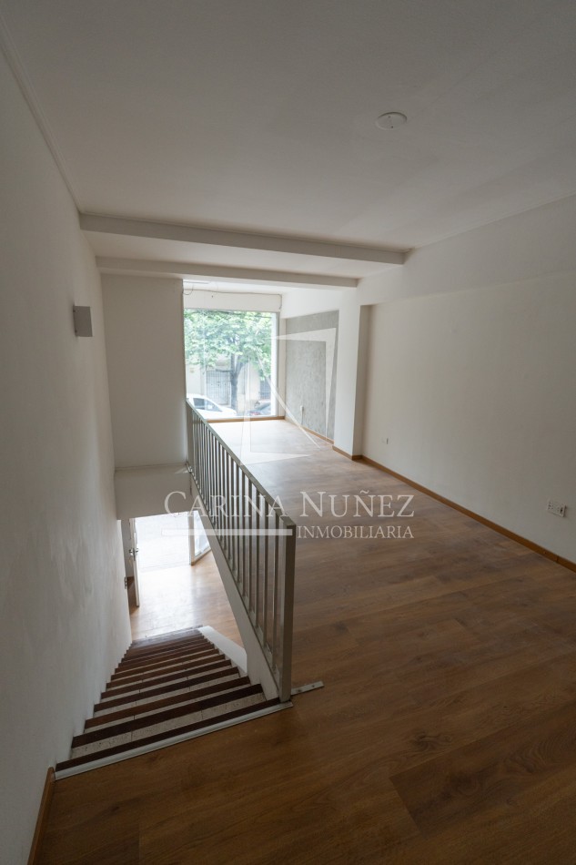  ALQUILER LOCAL CENTRICO CON ENTREPISO